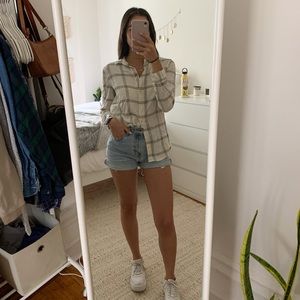 H&M white and black plaid button up